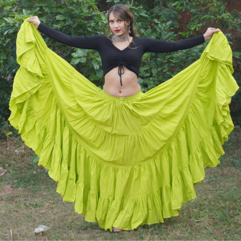 What are the hottest designs and patterns that are popular in 25 yard skirts